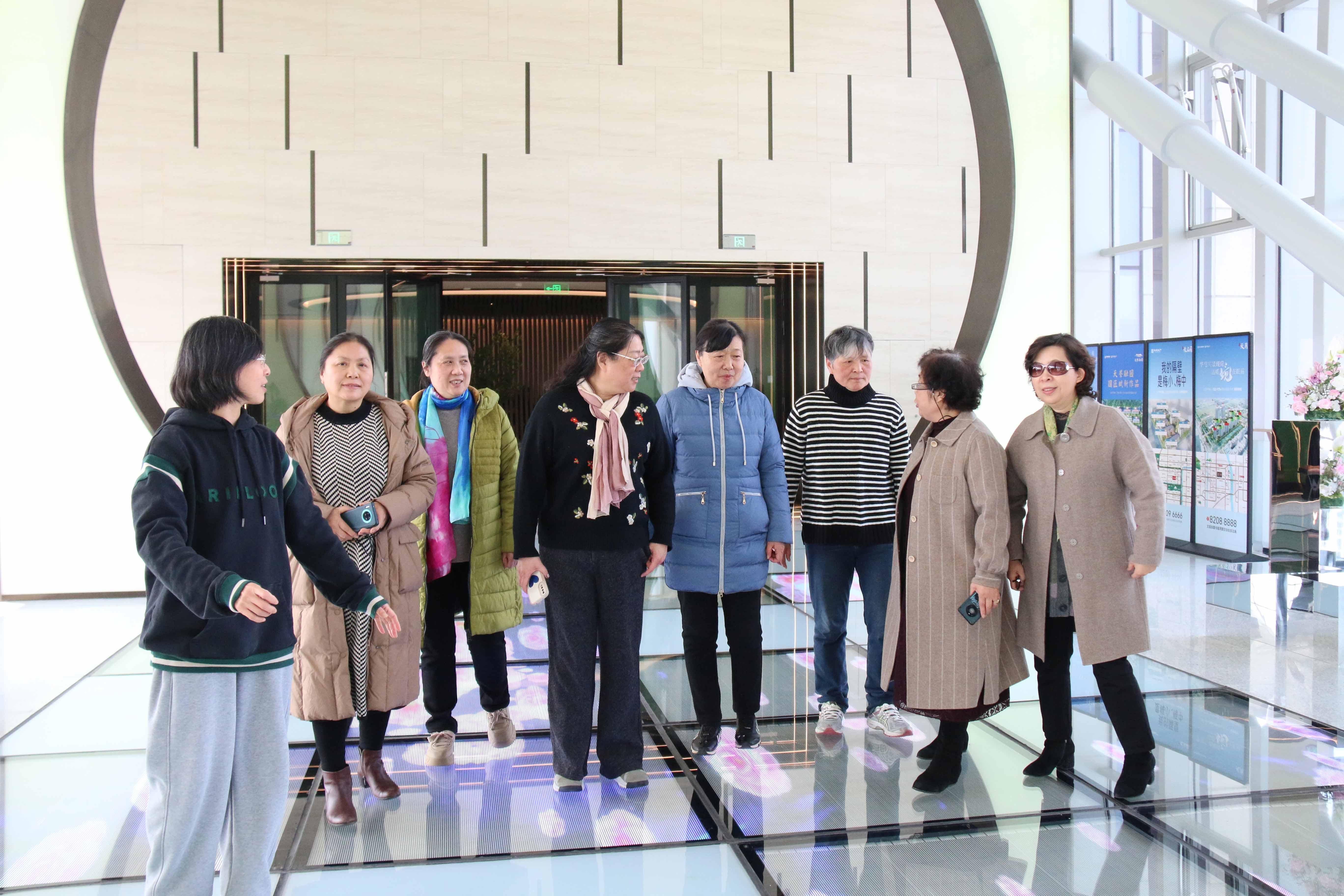 1710138860246174.jpg 1d896689966b05c3bbaf536b03856e1.jpg